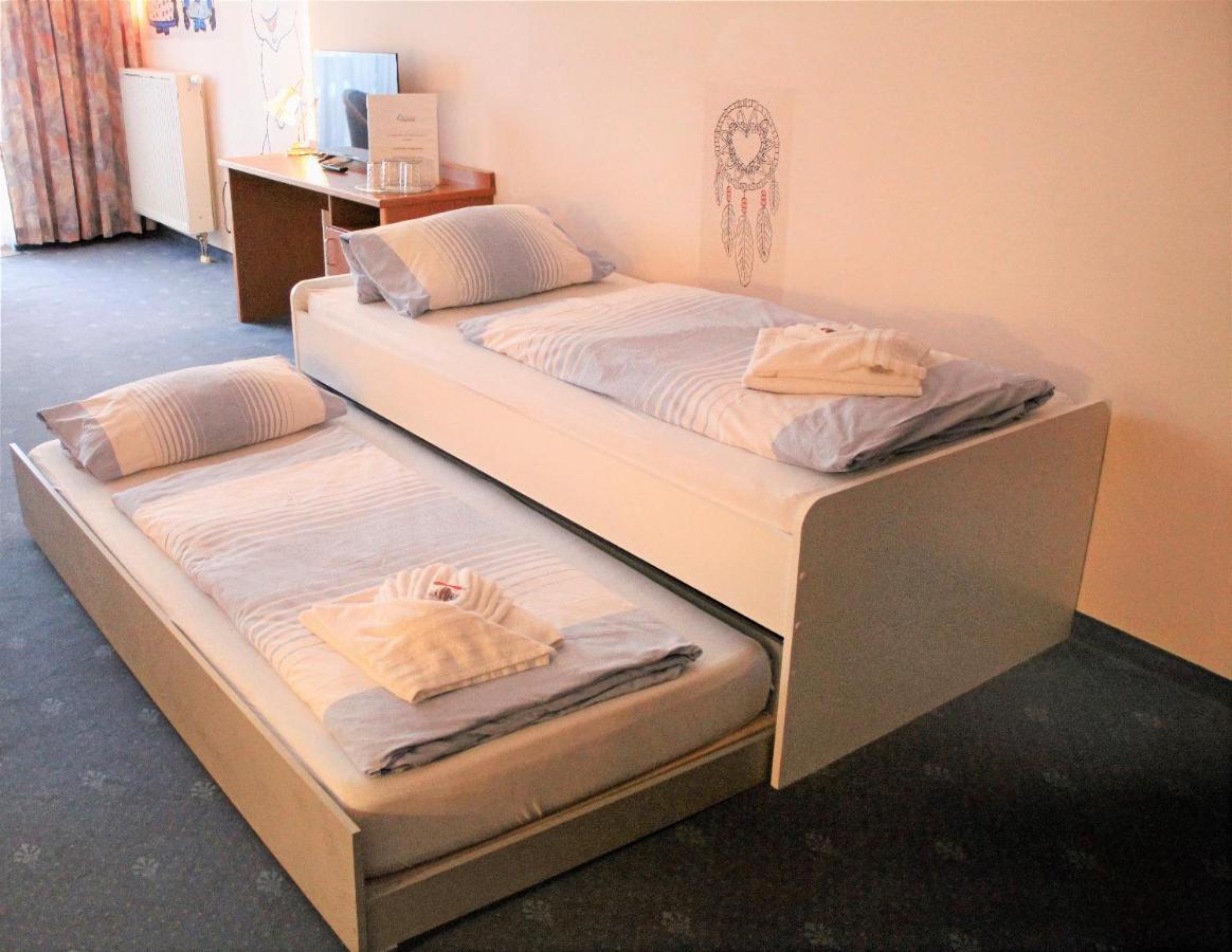 Waldhotel Feldbachtal Neuhaus am Rennweg Extérieur photo