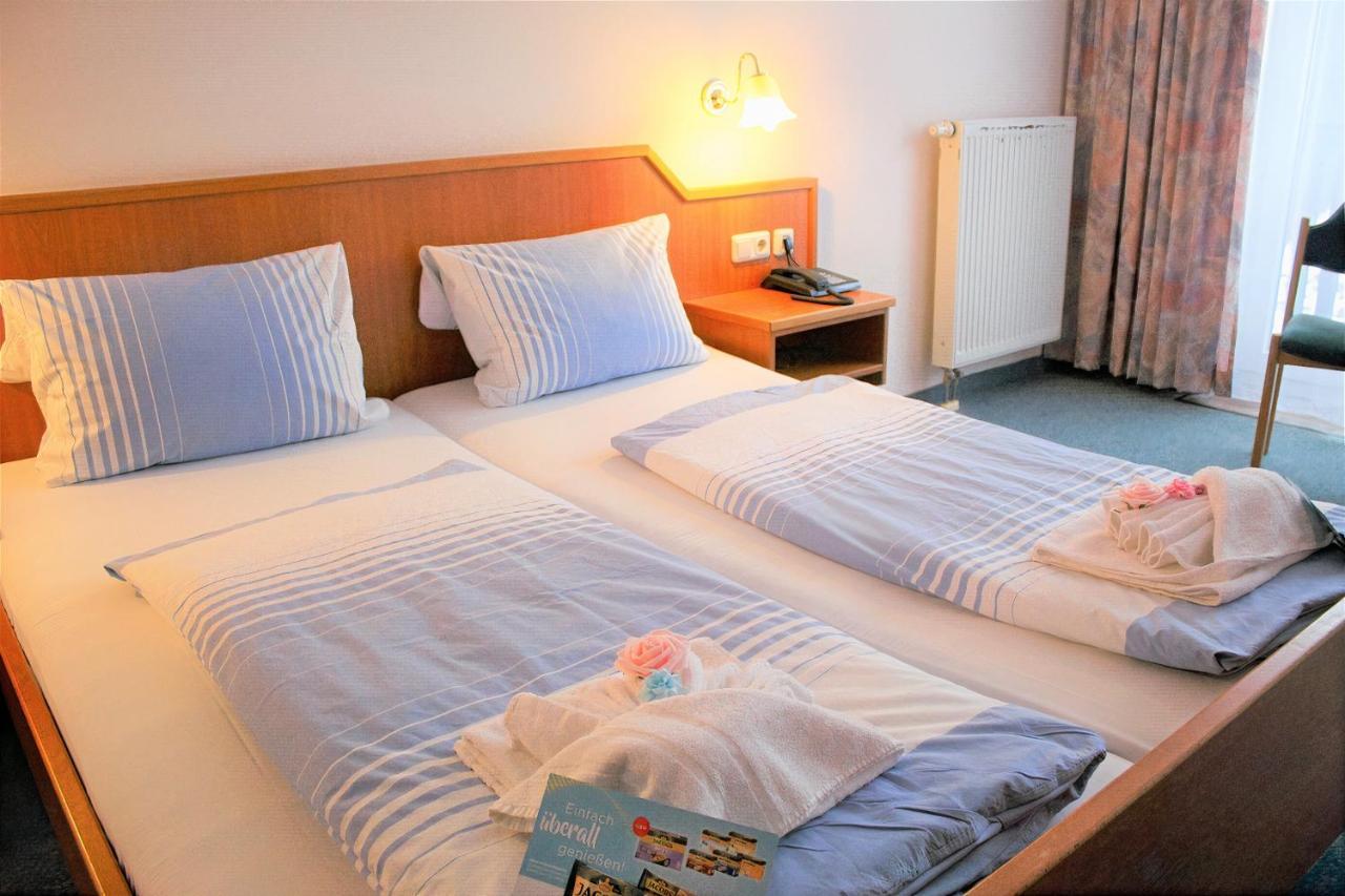 Waldhotel Feldbachtal Neuhaus am Rennweg Extérieur photo